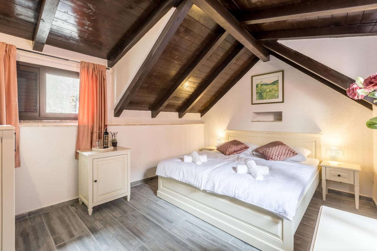 Old Town B&B Rooms Matusko Split Exterior foto